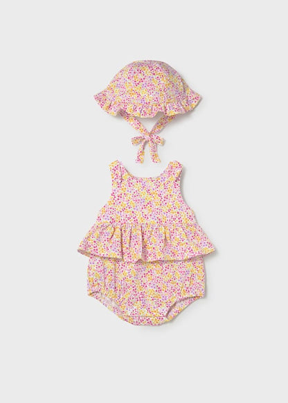 Newborn Girl Floral Printed Romper With Hat Set