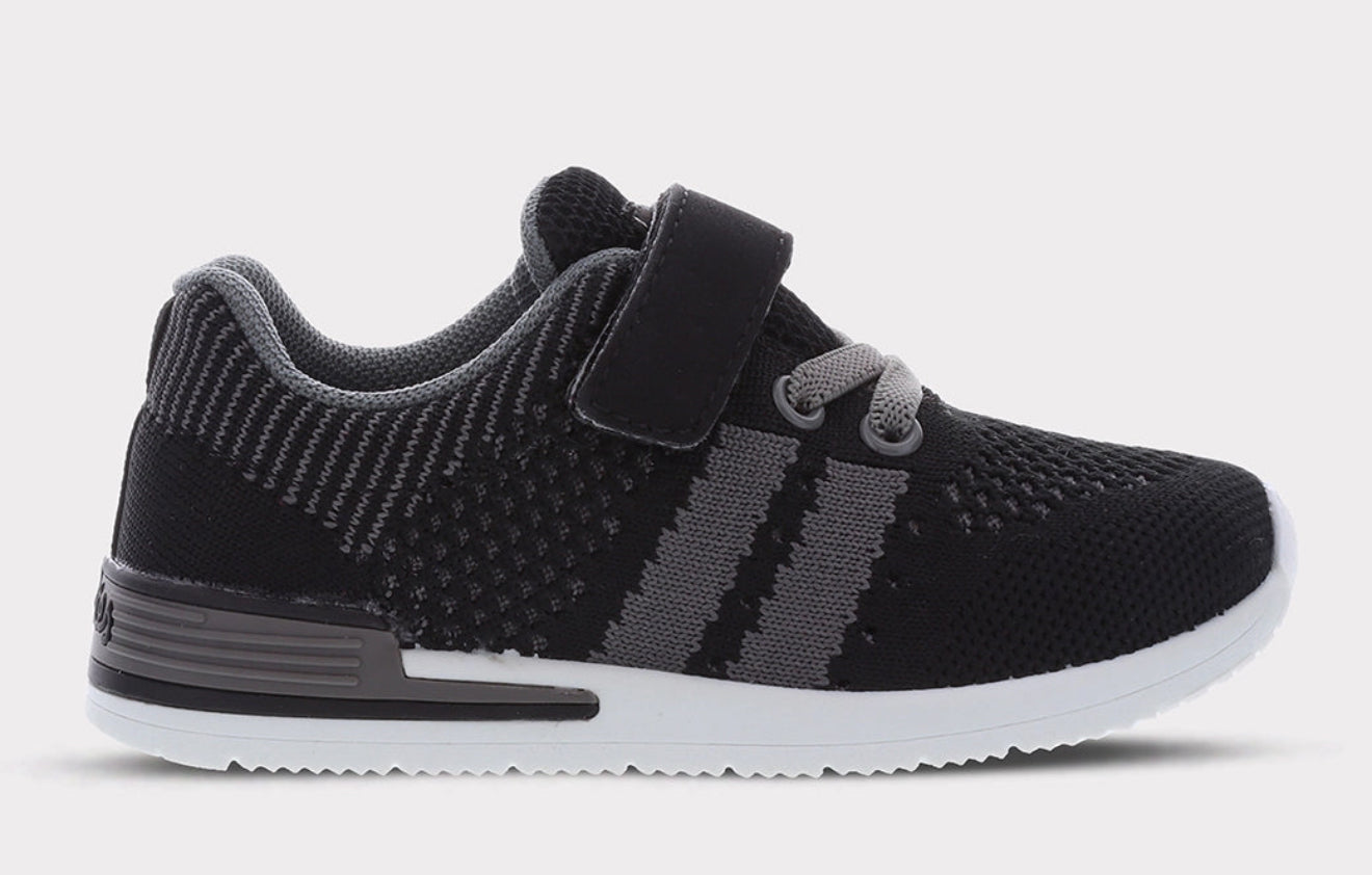 Oomphies Wynn Hook and Loop Sneaker