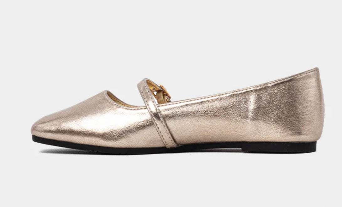 Adele Gold Flat