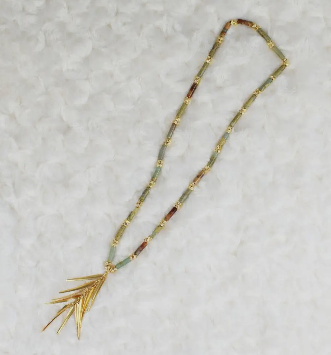 Gold/stone necklace