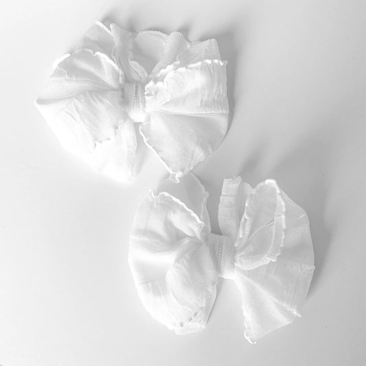 White Ruffle 2pk Clips